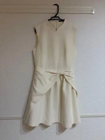 원피스 SATURDAYCLUB