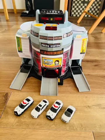 [작동 확인 완료] 토미카 포함 폴리스 스테이션