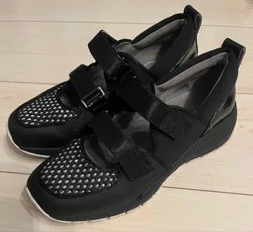 fitfit 핏폼 벨티드 그립 스니커즈