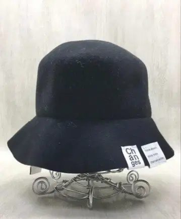 카시라 CA4LA SOE 콜라보 울 헌팅 캡