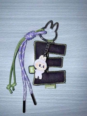 POP MART 러브핀 FOR LOVE [ E ] 키링