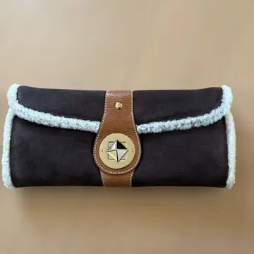 kate spade 보아 달린 클러치백