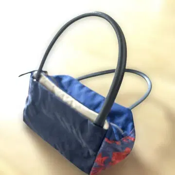 russet 네이비/레드 핸드백