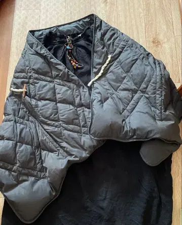 45rpm 퀼팅 다운 스톨 umii908