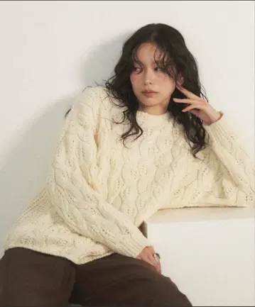 Shelly island 루즈핏 허니콤 니트