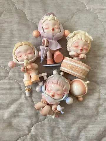 POPMART SKULLPANDA 온도 피규어