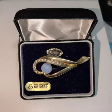 골드 브로치 파란색 오팔 부착