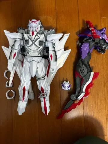 넘버원 전대 고쥬우쟈 DX 테가쥬운 다크 울프 데카리버 50