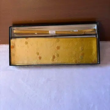 골드 컬러 꽃무늬 기모노 액세서리 세트