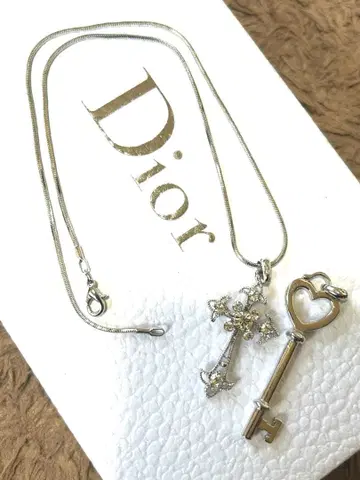 실버 크로스 목걸이 / 실버 오픈 하트 열쇠 모양 참 덤 포함