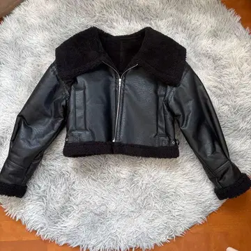 무스탕풍 보아 자켓