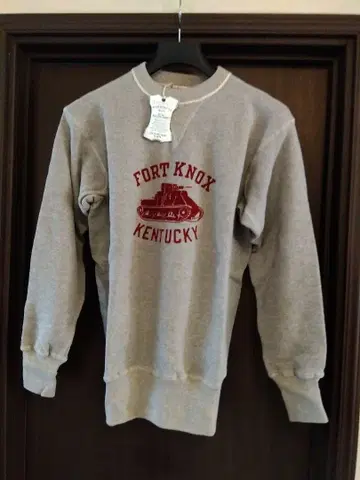 웨어하우스 403 맨투맨 FORT KNOX KENTUCKY