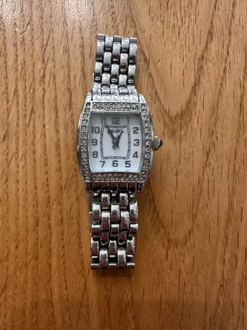 폴리폴리 실버 스톤 손목시계