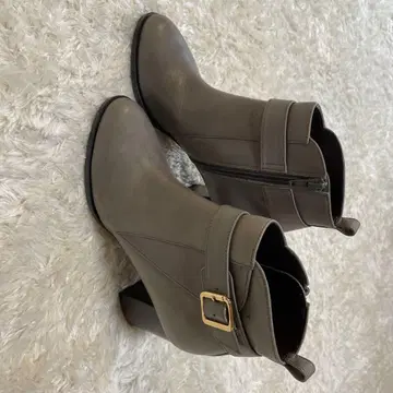 다이애나 그레이 백 지퍼 부티