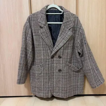 체크 무늬 더블 브레스트 자켓