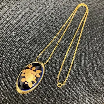 리모주 캐슬 꽃무늬 목걸이 네이비