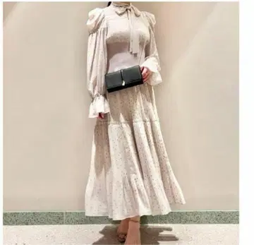 snidel 스나이델 허리 리브 원피스 DOT 도트