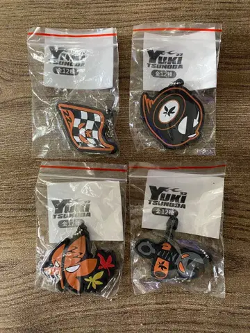 츠노다 유키 캡슐 토이 4개 세트