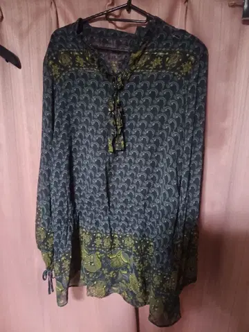 TRUSSARDI 트루사르디 프릴 블라우스 튜닉