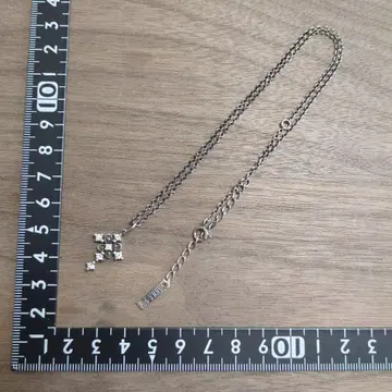 안나수이 크로스형 펜던트 목걸이