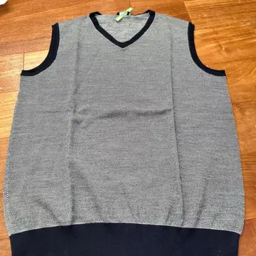 SHIPS 그레이 네이비 V넥 니트 베스트 L 사이즈