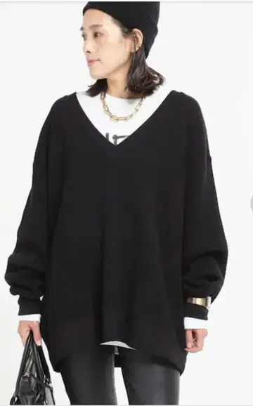 AP STUDIO V넥 써멀 풀오버 니트 [블랙]