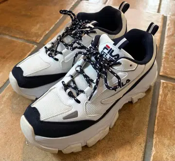 [협의 가능] FILA 통굽 스니커즈 화이트/네이비