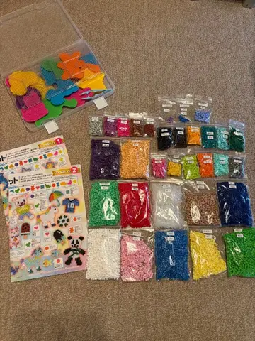 펄러비즈 세트 (다색 형틀 플레이트 포함)