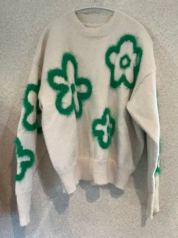 miette 꽃무늬 오버 사이즈 스웨터 화이트 그린