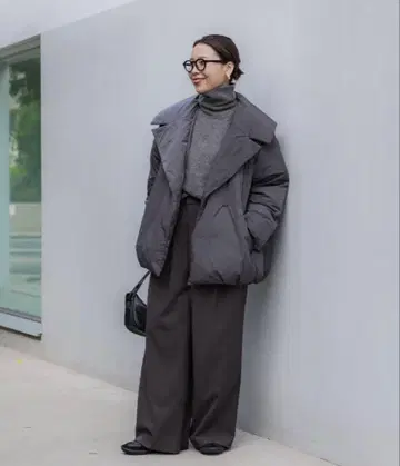 crewre 차콜 그레이 다운 자켓 사이즈 1