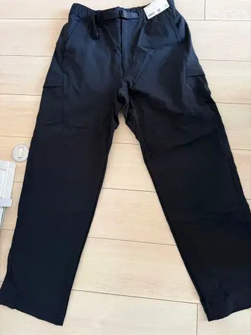 UNIQLO 기어 팬츠 택 포함