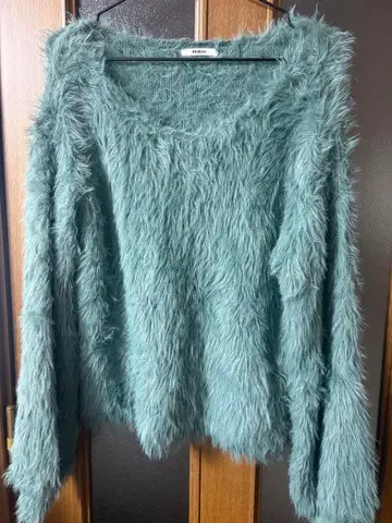 무루아 MURUA 그린 샤기 니트