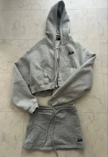 MOBB 셋업 여성용 S 미사용에 가까움 익명 배송