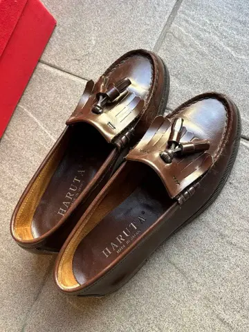 HARUTA 브라운 가죽 로퍼 23EEE