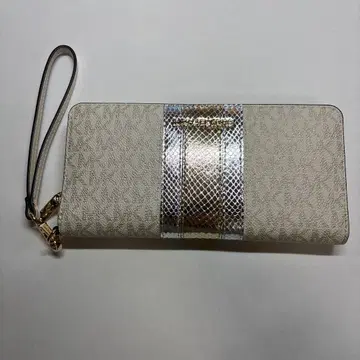 MICHAEL KORS MK 시그니처 장지갑