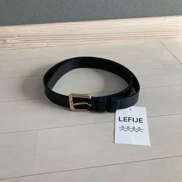 LEFIJE 블랙 가죽 벨트 골드 컬러 버클