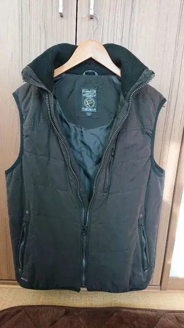 EVENRIVER 블랙 베스트 LL