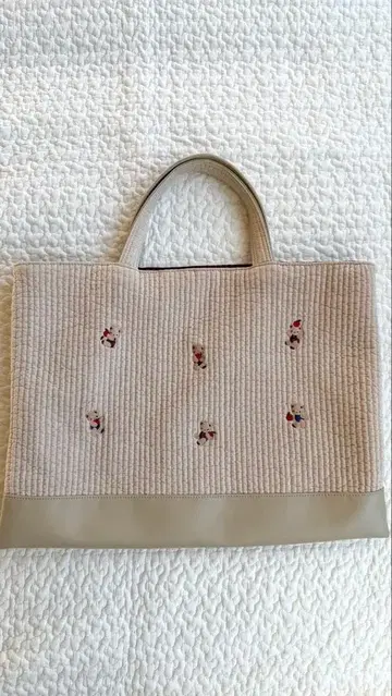 비오는날 familiar 파밀리아