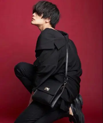 WEGO x KEI 초레어 콜라보 숄더백