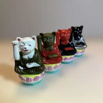 요코오 타다노리 대불 고양이 가챠 피규어 세트 (4종)