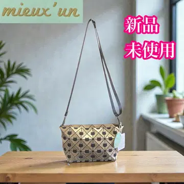 mieux'un 미우안 미사용 새상품 숄더백 골드 합성 피혁