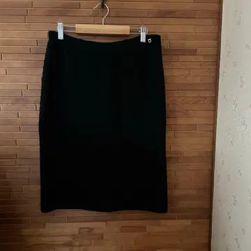 살바토레 페라가모 니트 스커트