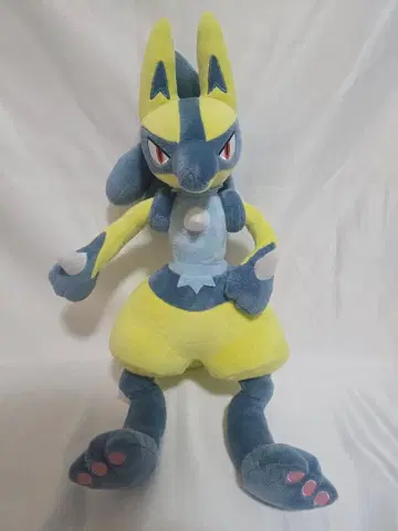 포켓몬스터 메챠모후굿토 봉제 인형 옐로우 컬러 루카리오