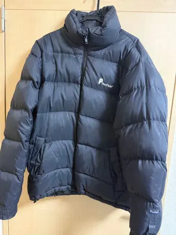 PenField 블랙 다운 자켓