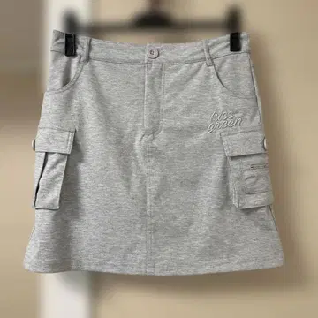 KISS ON THE GREEN 그레이 카고 스커트