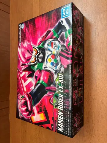 미개봉 가면라이더 이그제이드 액션 피규어 레벨 2