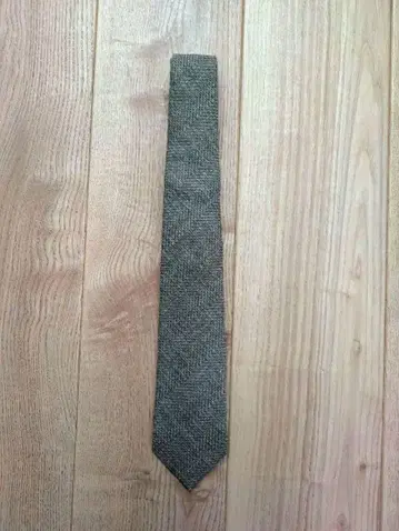 [ SHIPS ] 말라네 헤링본 넥타이 / 라이트 올리브