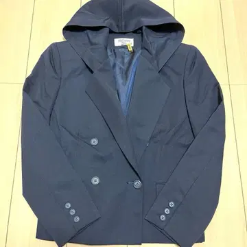 새상품급 PARTENAIRE 도쿄스타일 후드 부착 자켓 울 100%