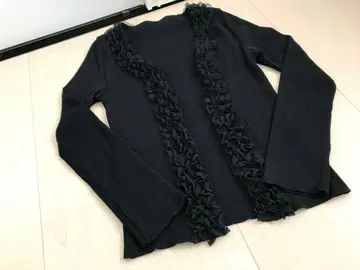 새상품급 잉게보그 프릴 다수 블랙 M 사이즈 일본제 여분 버튼 있음
