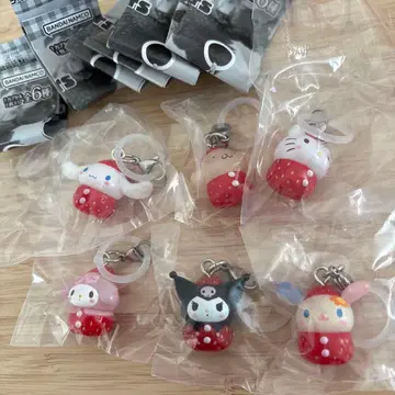 산리오 캐릭터즈 딸기 메지루시 액세서리 컴플리트 세트